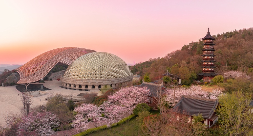 ย้อนรอยตำนานพันปี สัมผัสวิถีสุขภาวะในเทศกาลฤดูใบไม้ผลิ ณ ภูเขาหนิวโส่วซาน