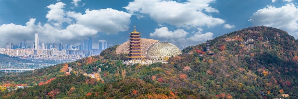 หนิวโส่วซานชวนชมฤดูใบไม้ร่วง สัมผัสธรรมชาติและวัฒนธรรมพันปีแห่งเมืองจินหลิง